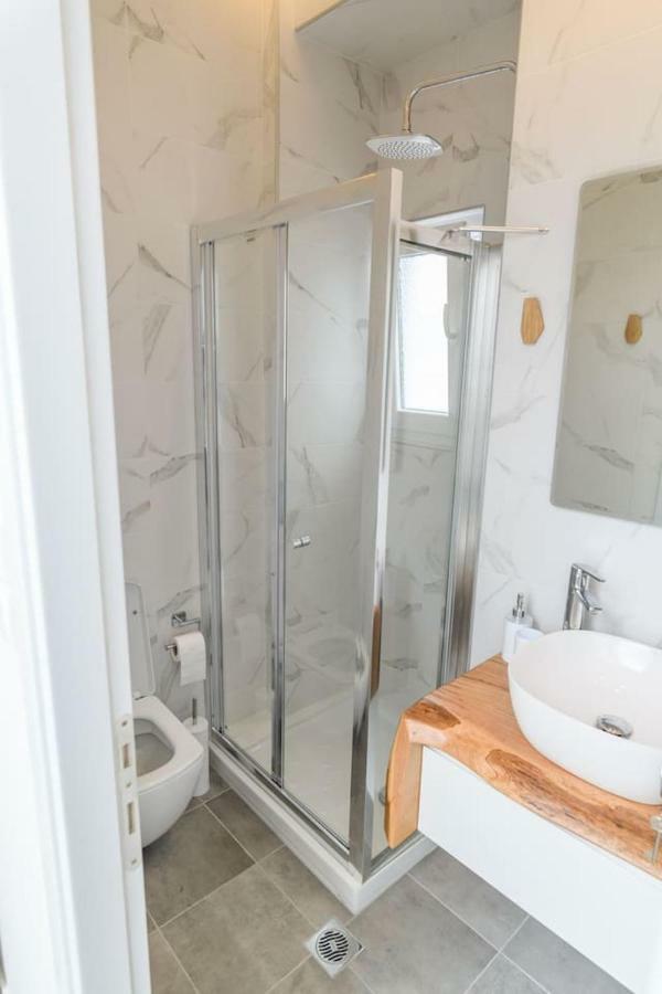 Superior Modern Apartment In The Center With View. Volos Buitenkant foto