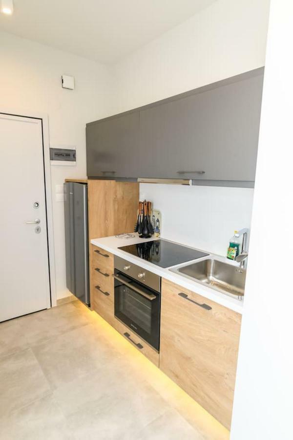 Superior Modern Apartment In The Center With View. Volos Buitenkant foto